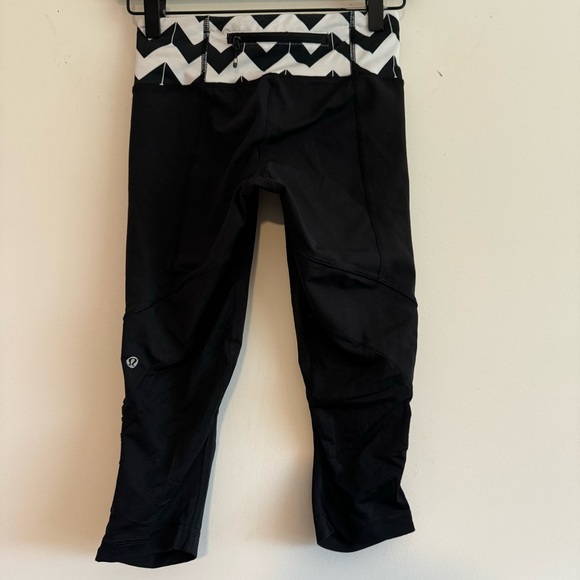 Lululemon Run: For Your Life Crop Leggings size 4 - Picture 5 of 9